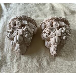 Vintag Wall Plaques set 2 Pocket Vases fruits cream